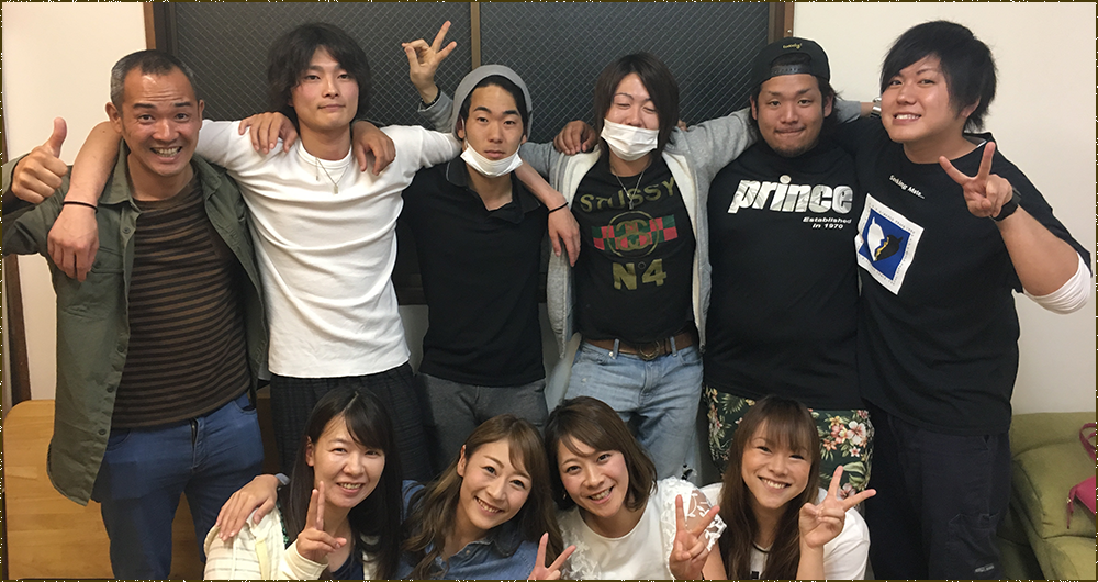 スタッフを募集しています